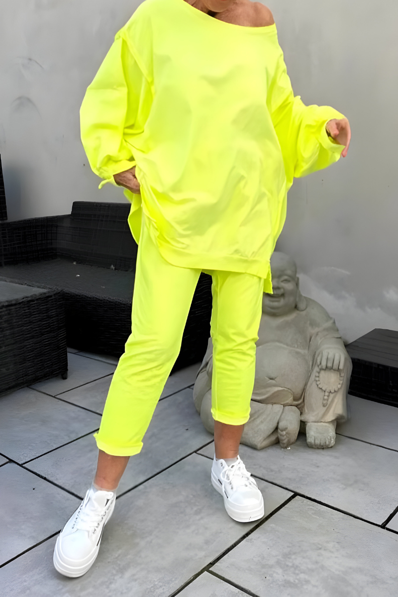 VALENTINA | Sproščujoč komplet z modernim udobjem in vsakdanjim stilom