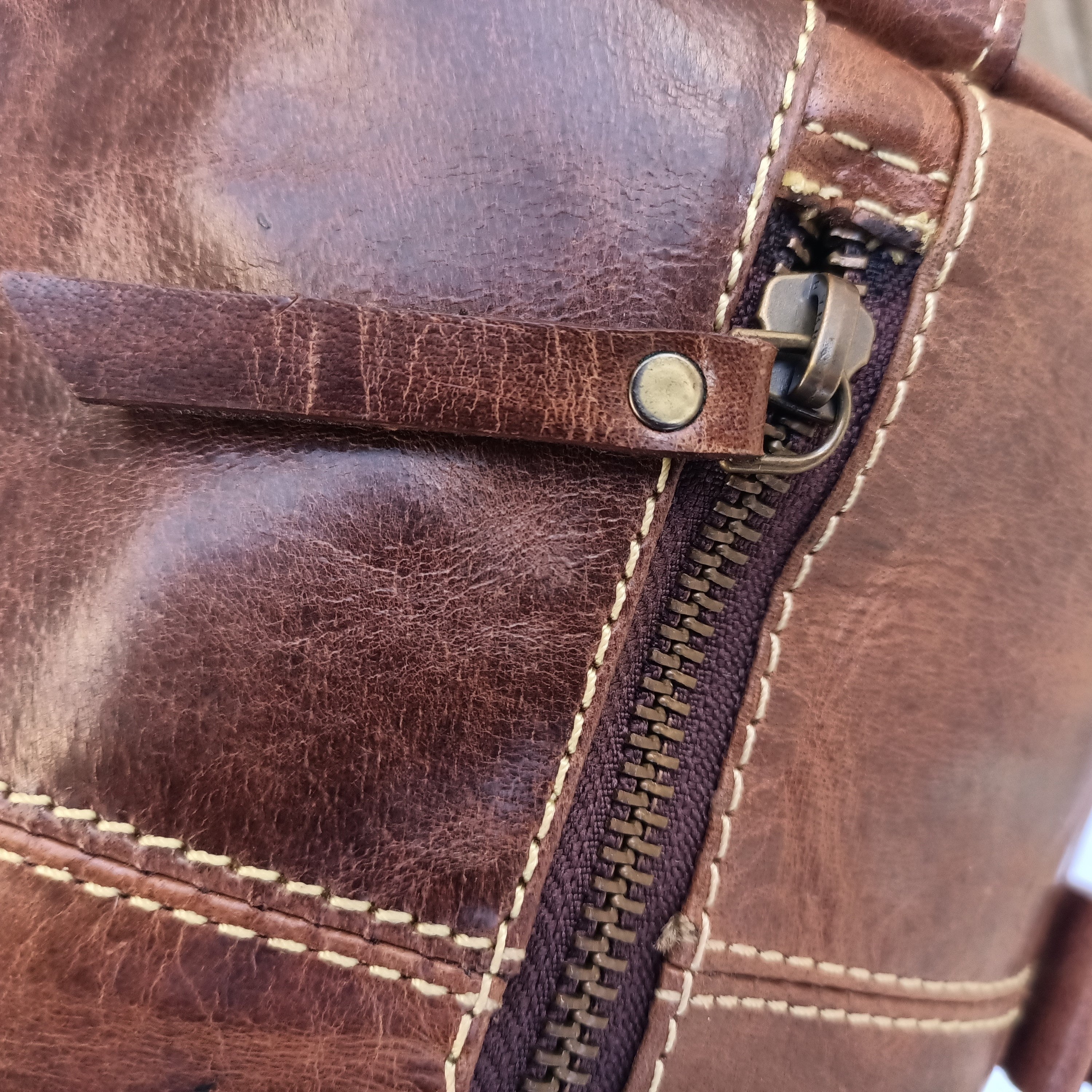 Hullu Hobuse Usnjena Mini Duffel Torba
