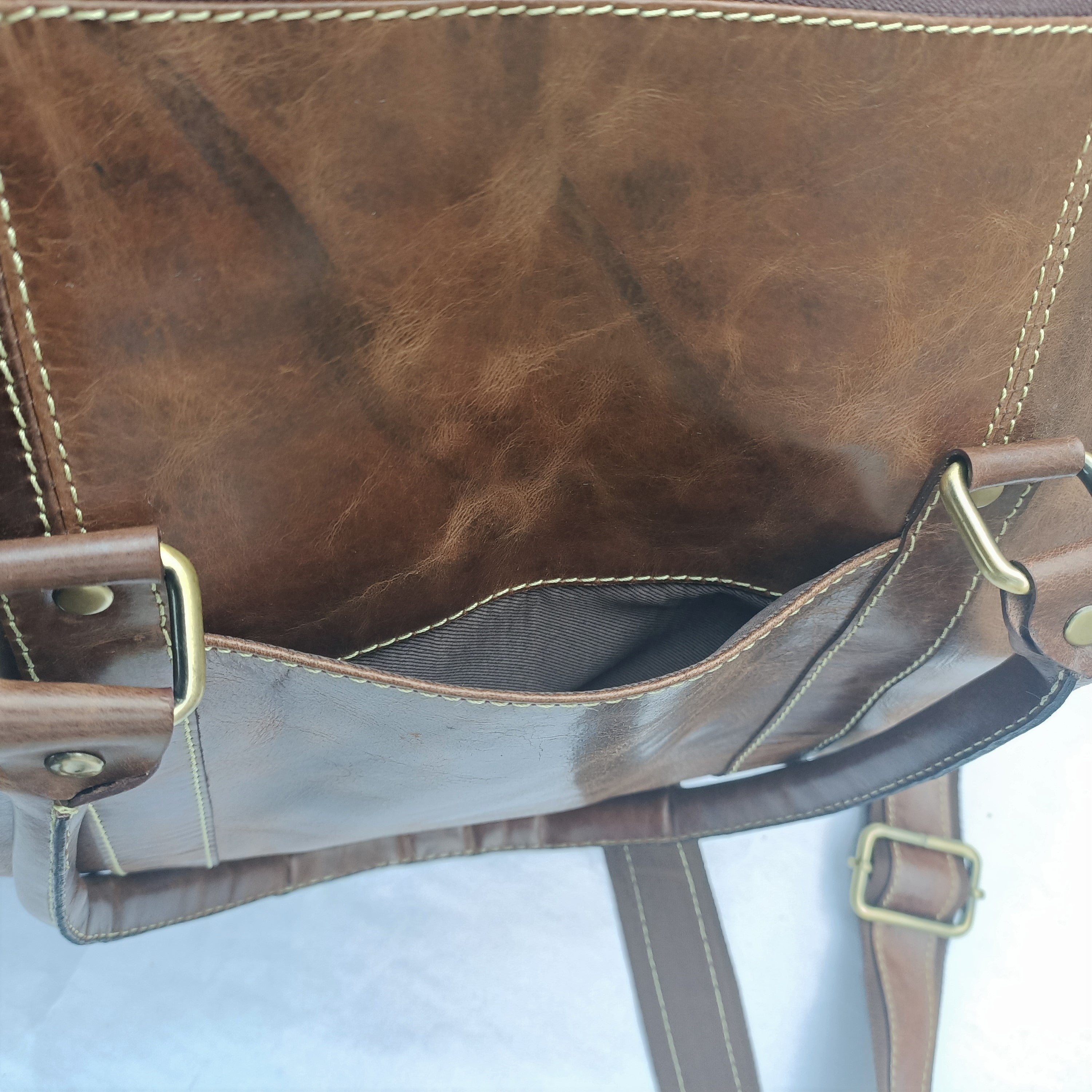 Hullu Hobuse Usnjena Mini Duffel Torba