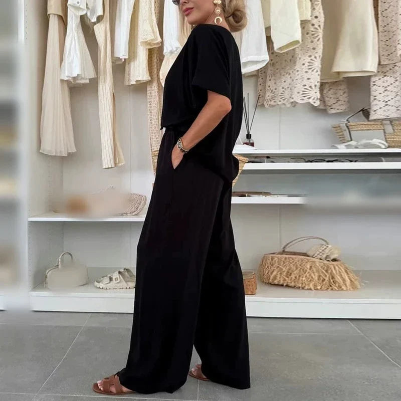 Juie | Chic in sproščen komplet 2 delov z širokimi hlačami