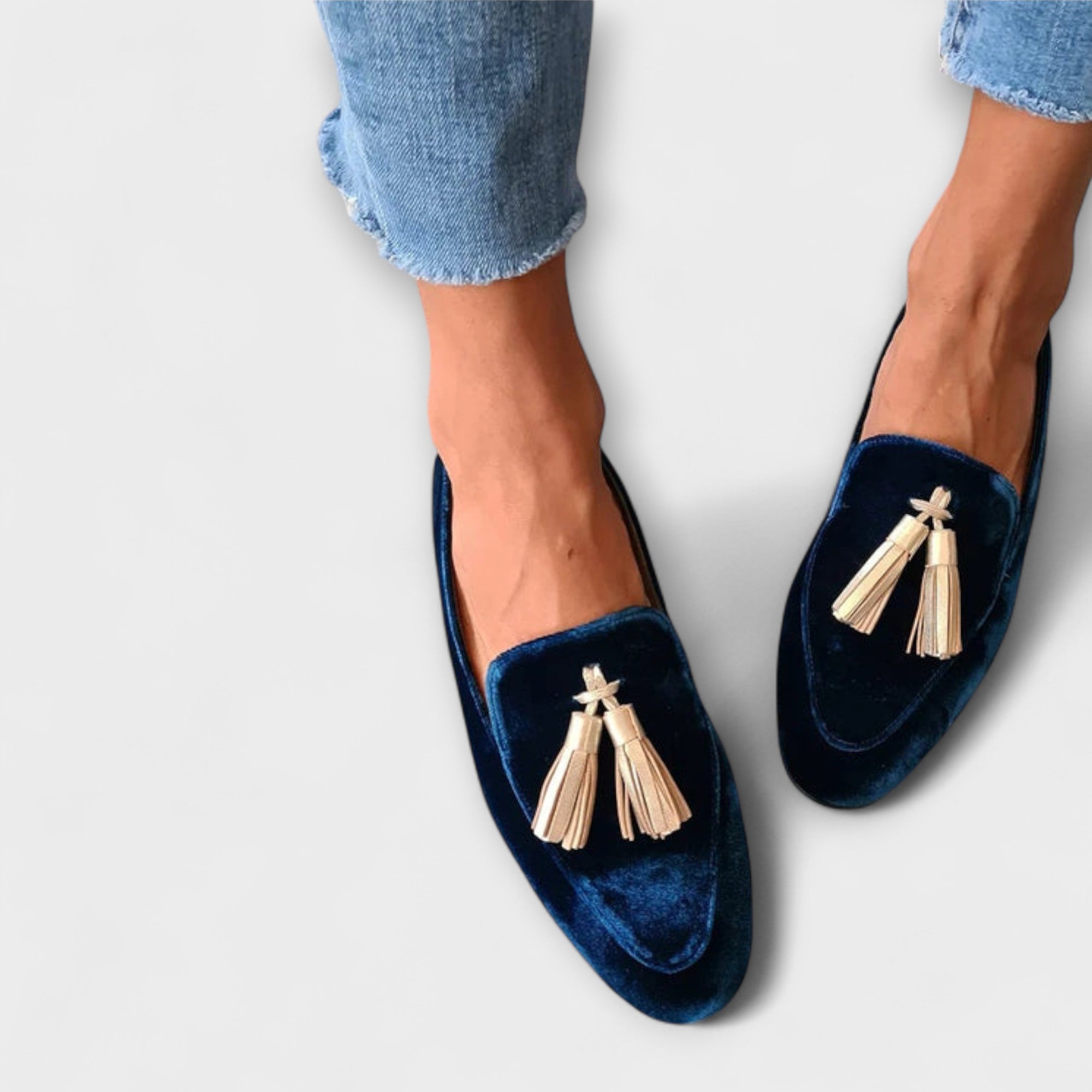 Quinnlyn – Vintage navdihnjeni Loaferji z Resicami