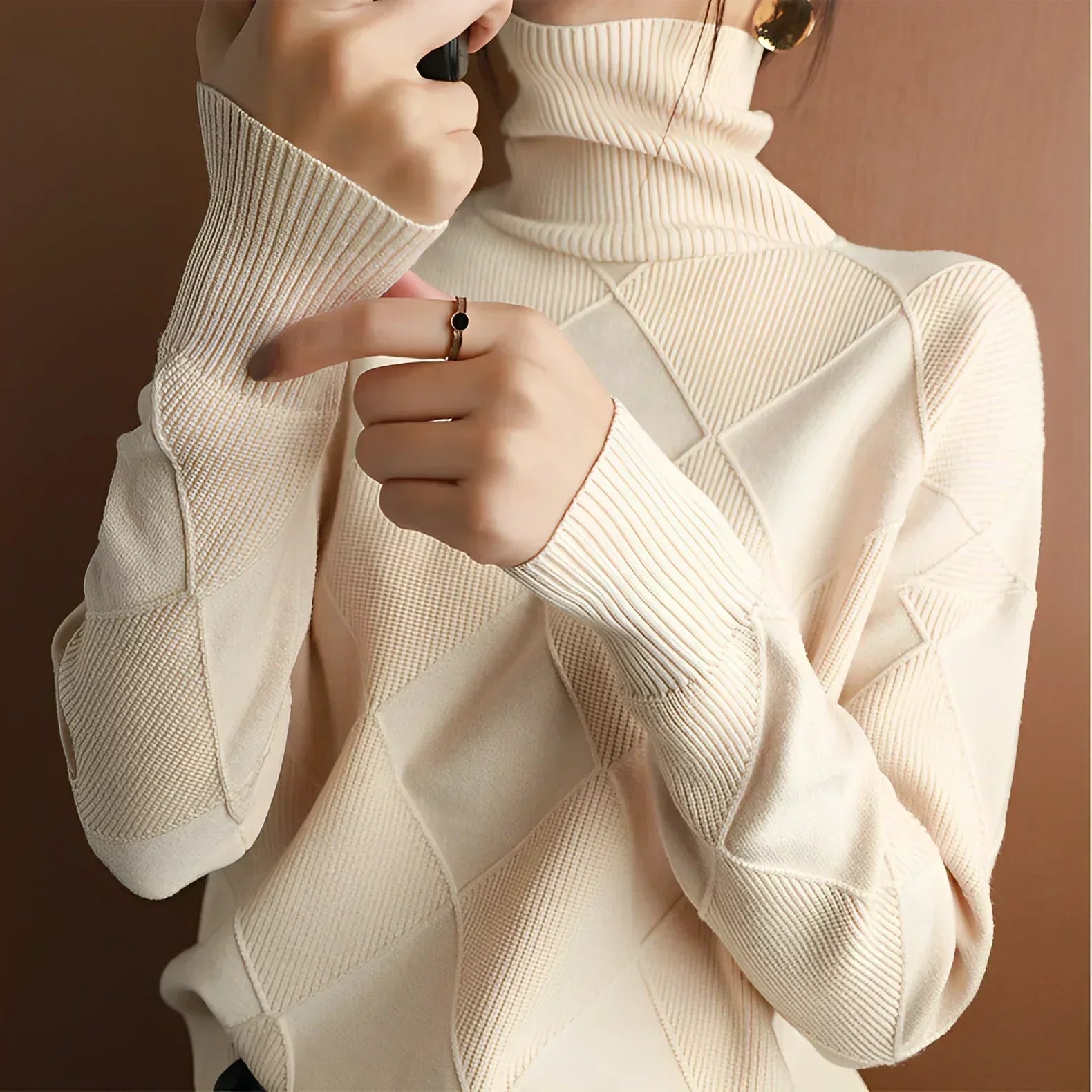 Chiara | Eleganten in stilen pulover