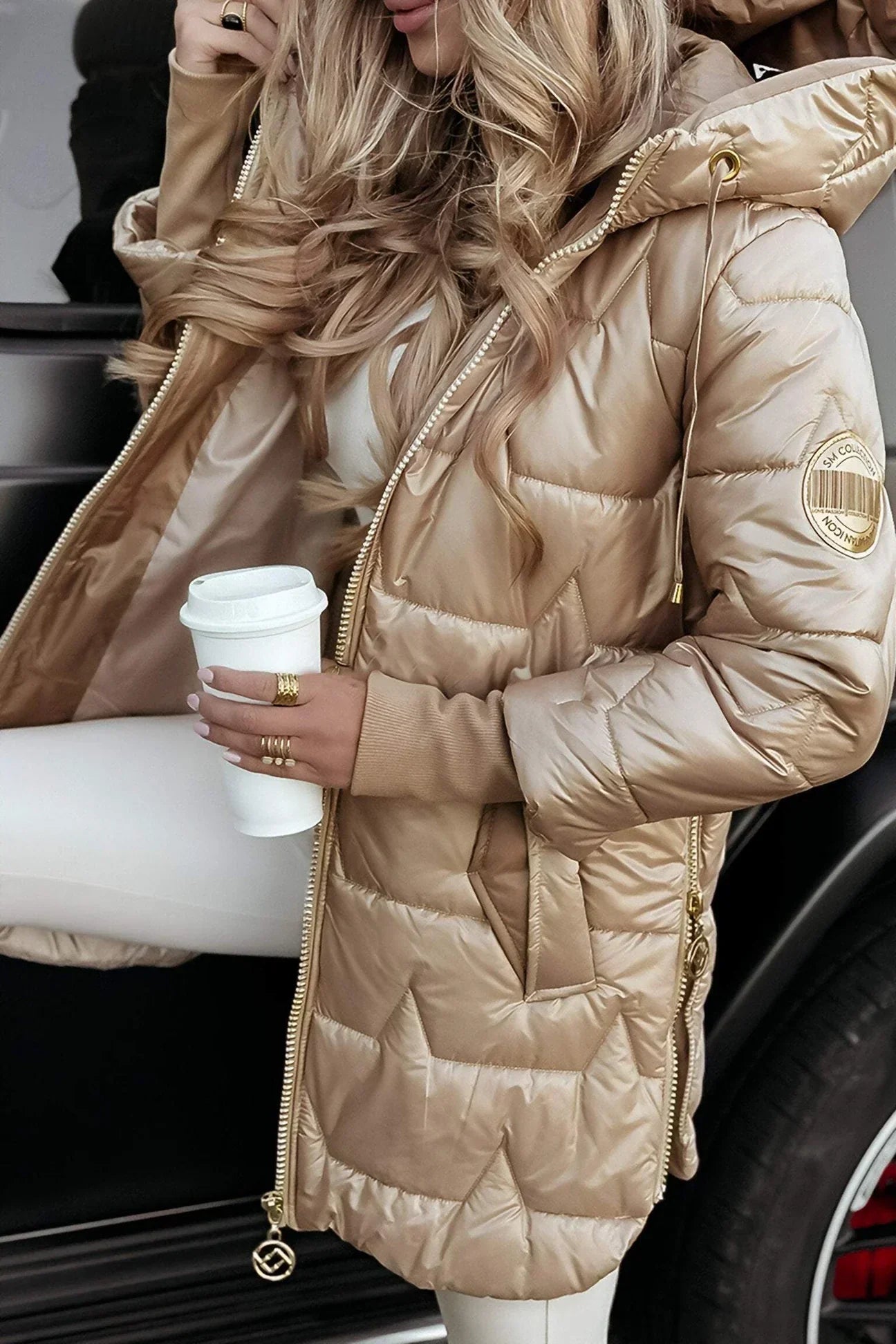 Nolwen - Eleganten zimski plašč s kapuco in podlogo