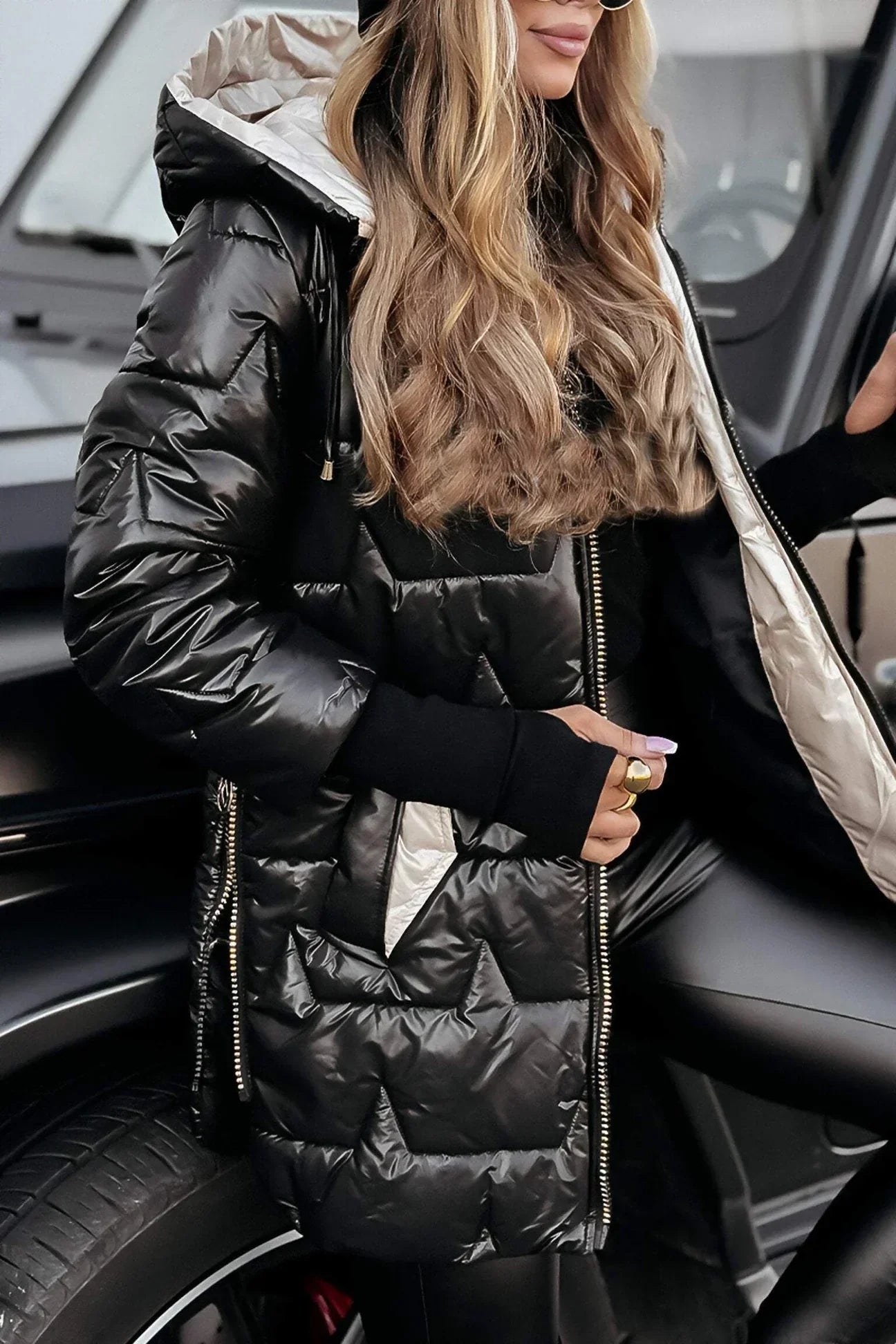 Nolwen - Eleganten zimski plašč s kapuco in podlogo
